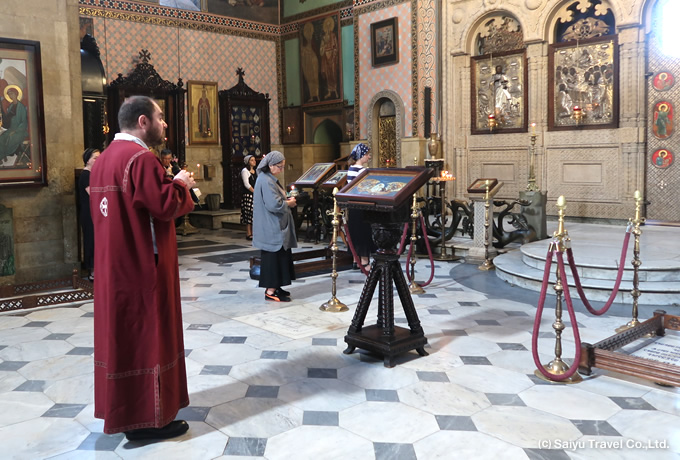 教会内部の様子（ゲラティ修道院）